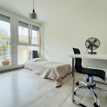 Superbe T3 Au Pieds De Notre Dame De La Garde Apartment Marseille Luaran gambar