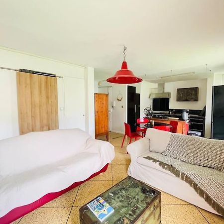 Superbe T3 Au Pieds De Notre Dame De La Garde Apartment Marseille Luaran gambar