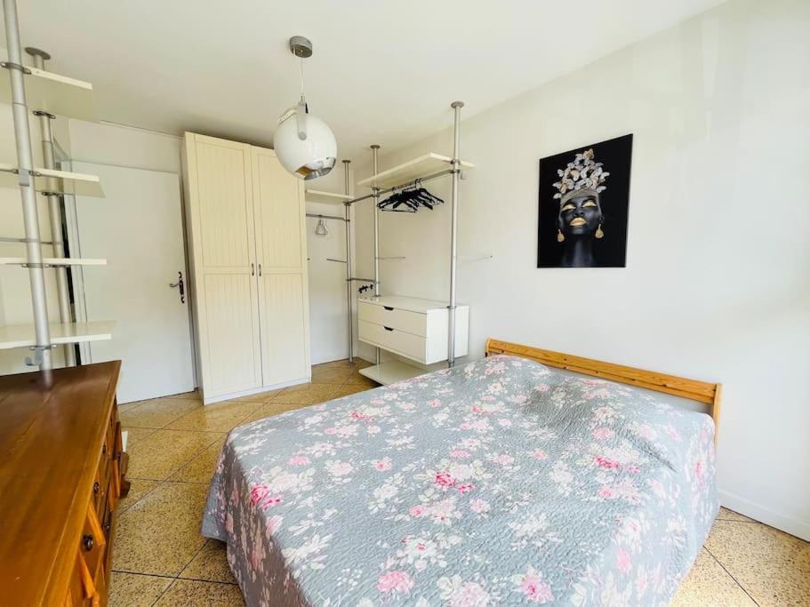 Superbe T3 Au Pieds De Notre Dame De La Garde Apartment Marseille Luaran gambar